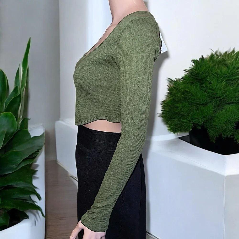 New Forever 21 Cypress Green Wide Neck Cropped Top - Picture 11 of 16